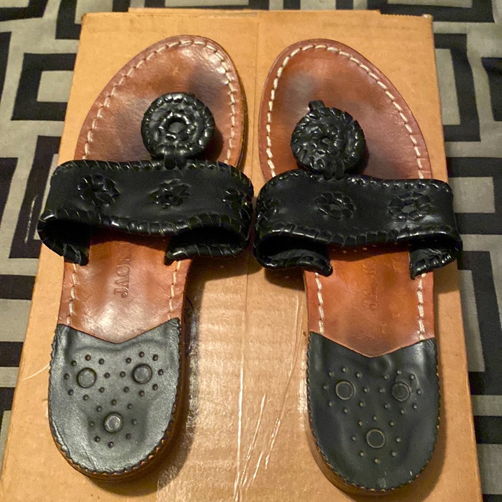 Jack Rogers black sandals used condition had foot surgery don’t fit any more.